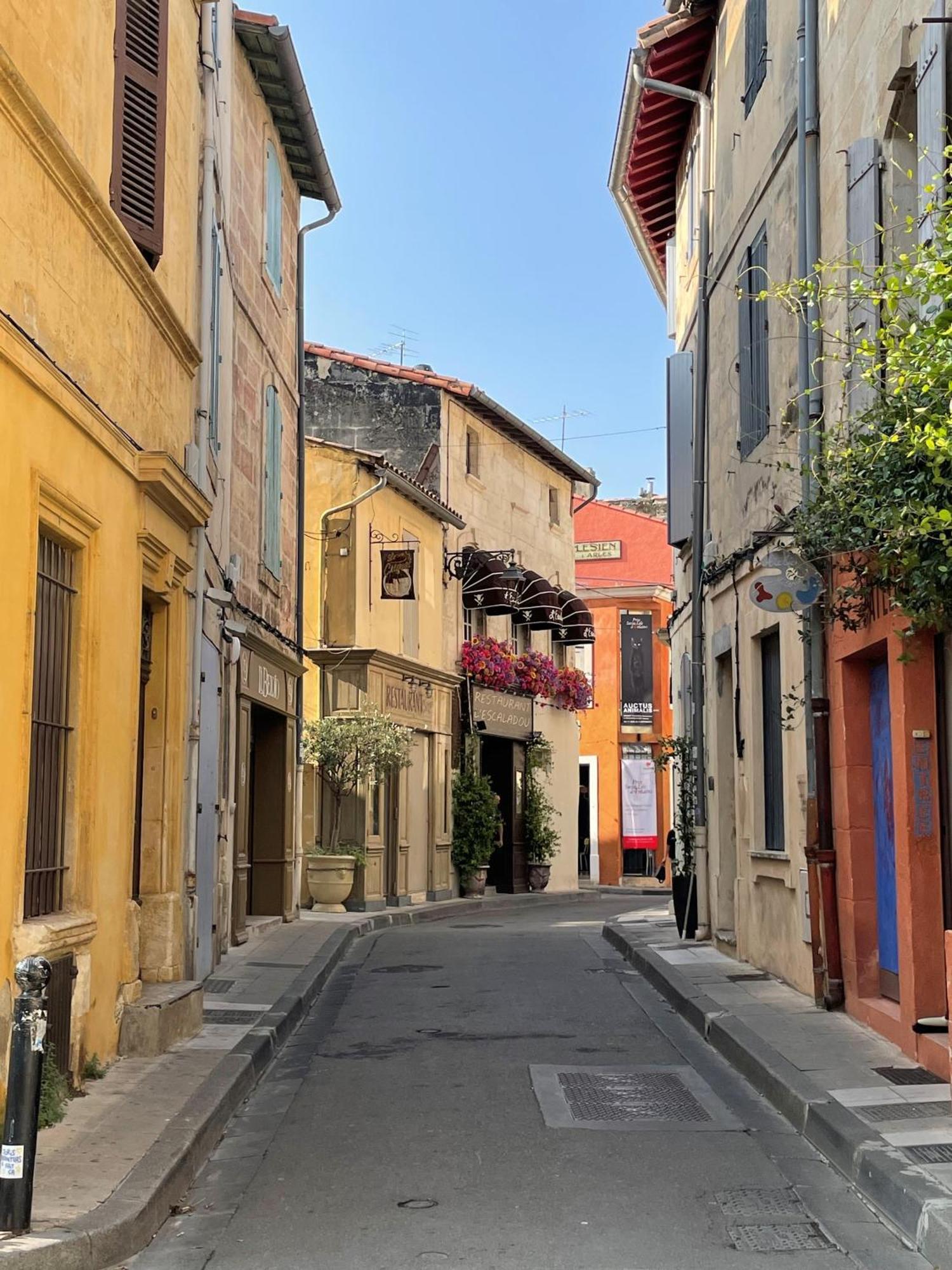 Le Petit Arles Lägenhet Exteriör bild