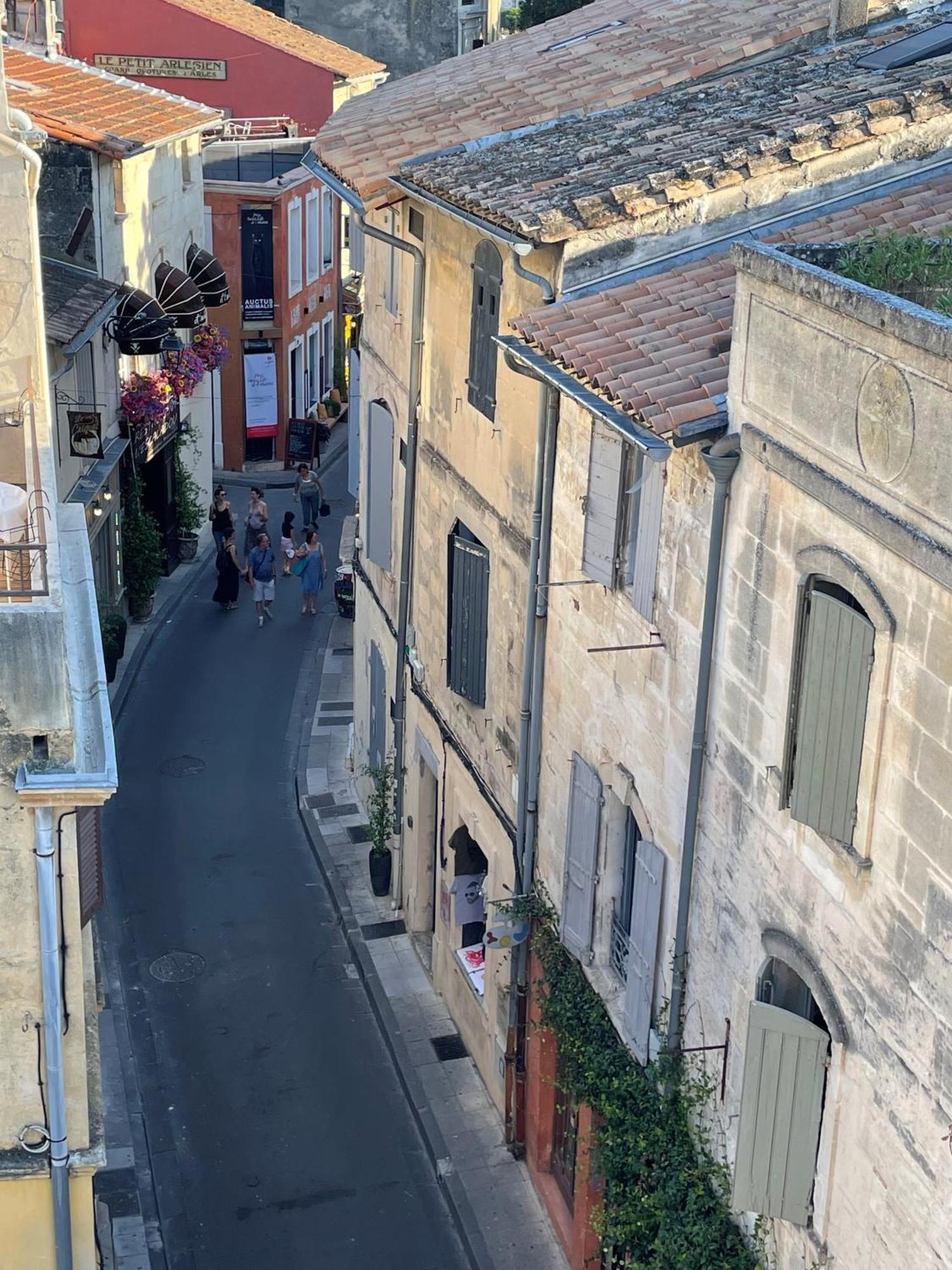 Le Petit Arles Lägenhet Exteriör bild